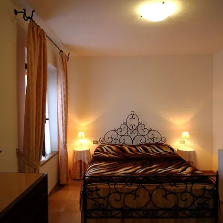 Agriturismo La Palma Bed & Breakfast